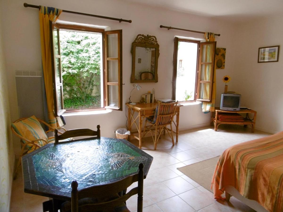 Bed and Breakfast Le Val Leron Valaurie Exteriér fotografie