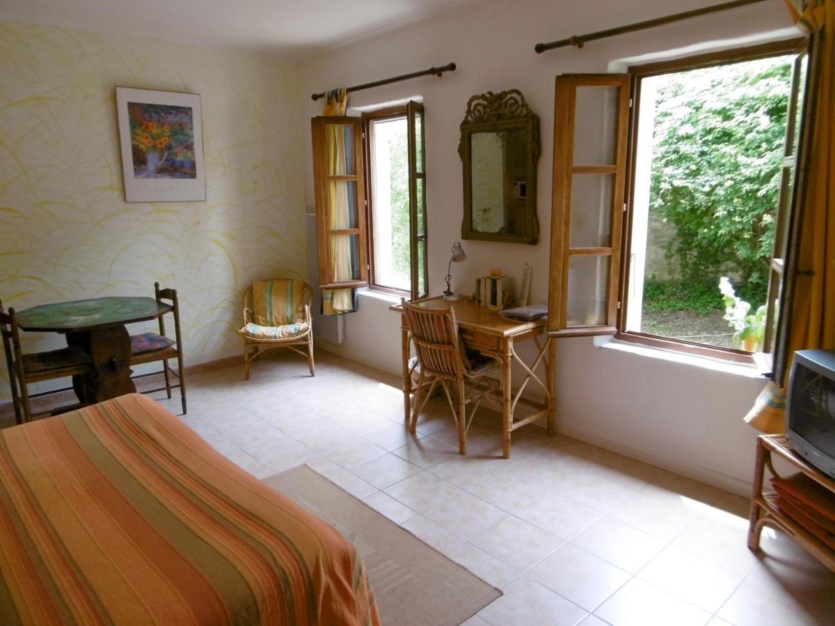 Bed and Breakfast Le Val Leron Valaurie Exteriér fotografie